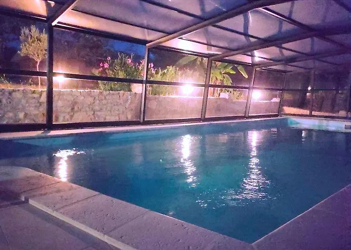 Naturiste Dacaniro Avec Piscine Chauffee Pres De Cahors *