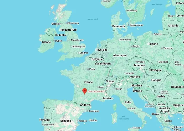 Dom wakacyjny Naturiste Dacaniro Avec Piscine Chauffee Pres De Cahors *